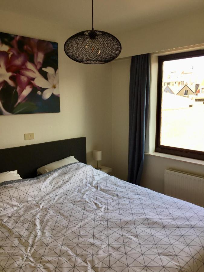 Rustig Appartement Met Zeezicht Dicht Bij Het Centrum Ostend Exterior foto