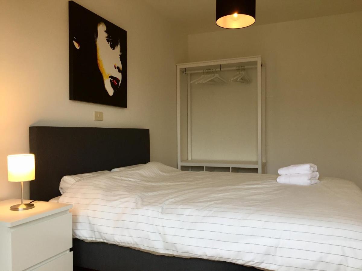 Rustig Appartement Met Zeezicht Dicht Bij Het Centrum Ostend Exterior foto